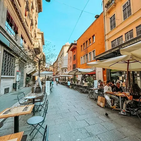 Scandellari Apartments - Comfortable Stay For 2 Guests, No Elevator Bologna