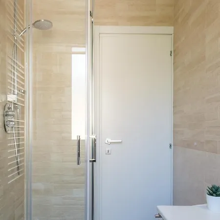 Scandellari Apartments - Comfortable Stay For 2 Guests, No Elevator * Bologna