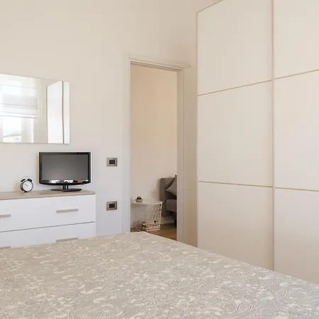 Scandellari Apartments - Comfortable Stay For 2 Guests, No Elevator Appartement