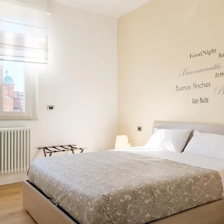 Scandellari Apartments - Comfortable Stay For 2 Guests, No Elevator Bologna